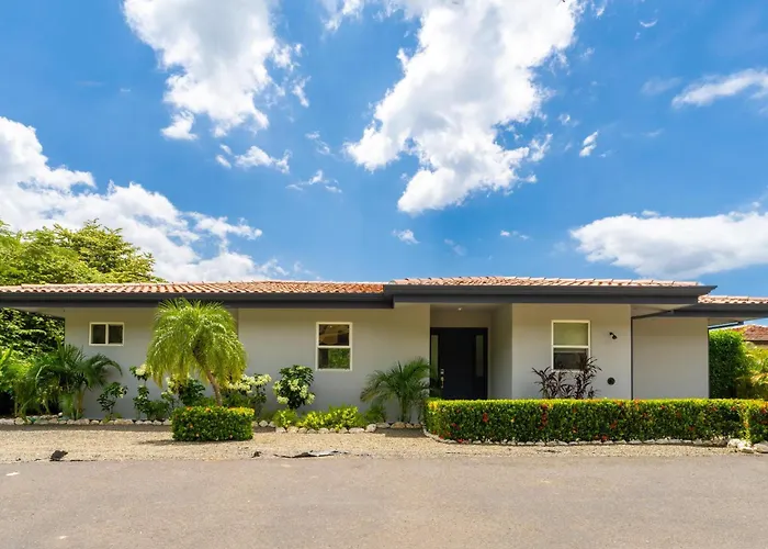 Сasa de vacaciones The Haven-mar Vista 2 Bedroom House With Pool And 1 Br Casita